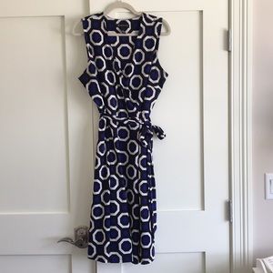 Sleeveless plus size dress